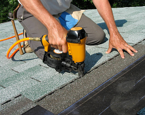 Best Residential Roofing Contractor  in Dowagiac, MI